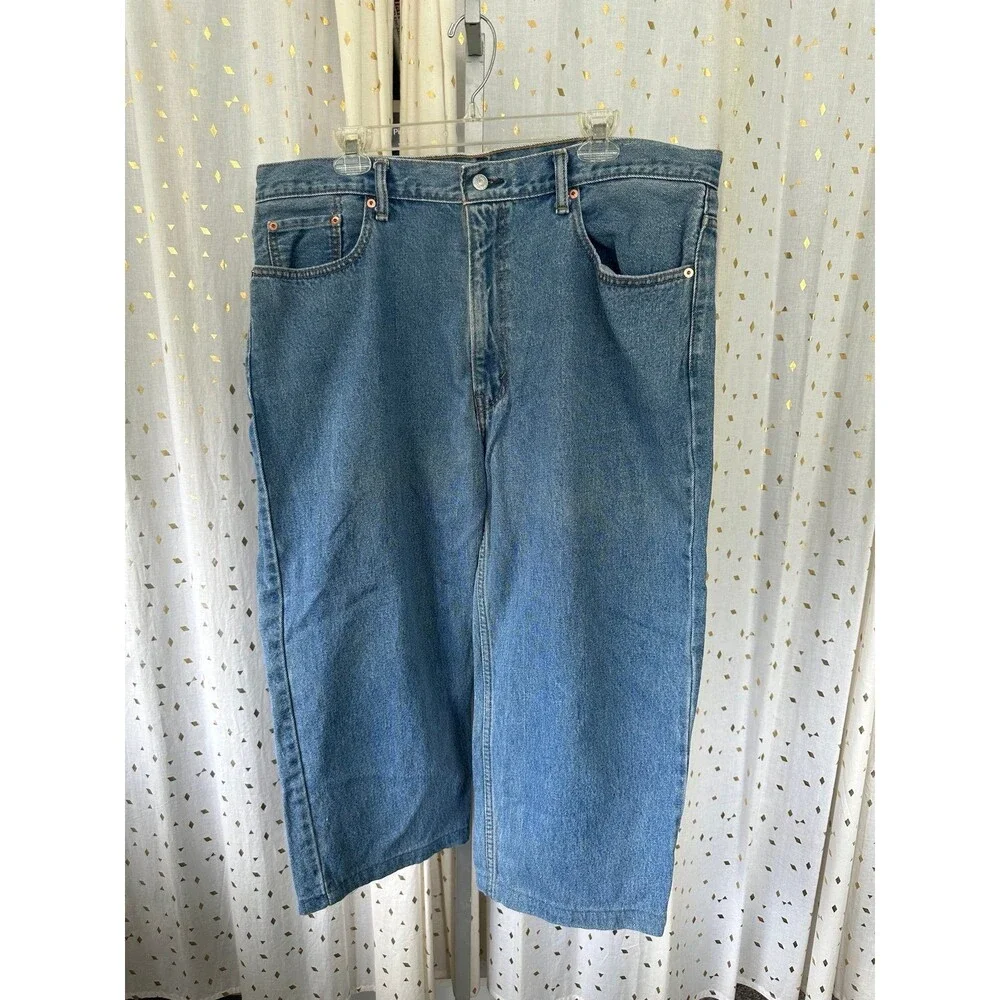 Levi's 550 Men's 100% Cotton Tapered Leg Relaxed Fit Medium Wash Denim Jeans W40