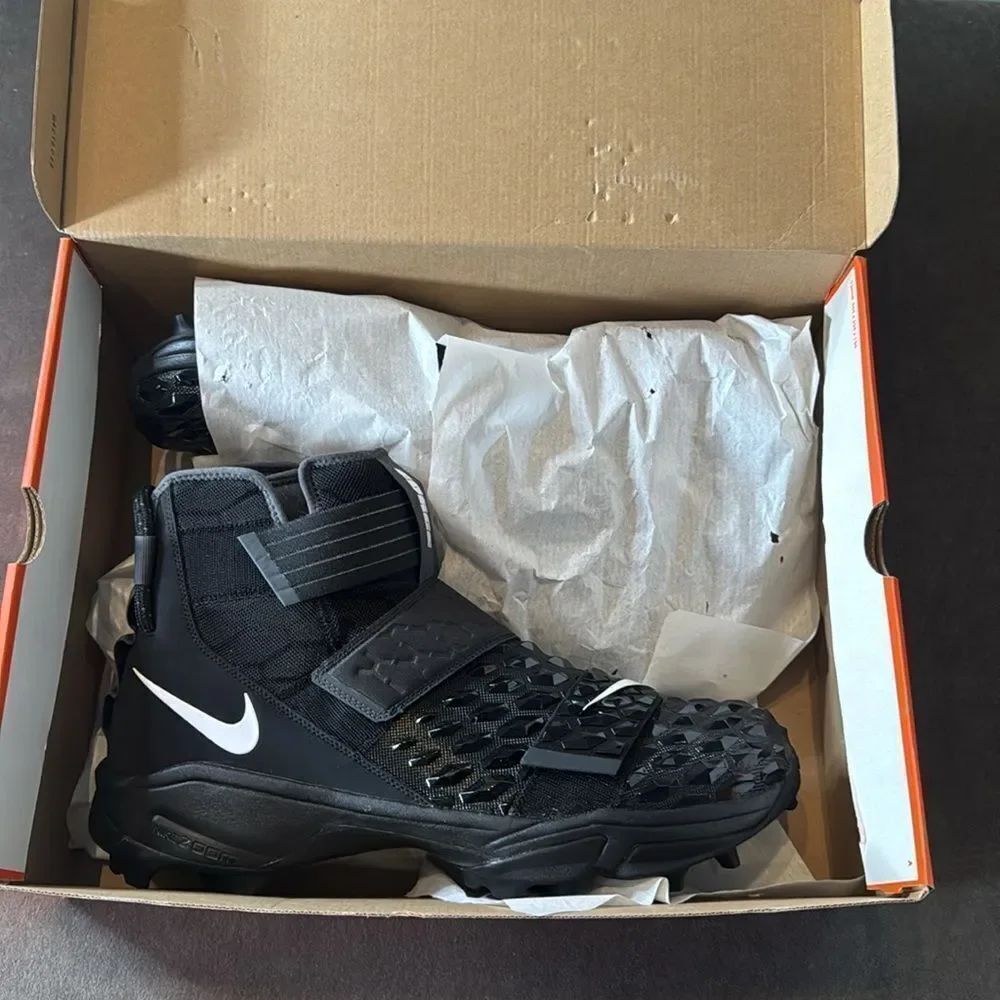 Nike Force Savage Elite 2 Shark Football Cleats Size 18 NEW