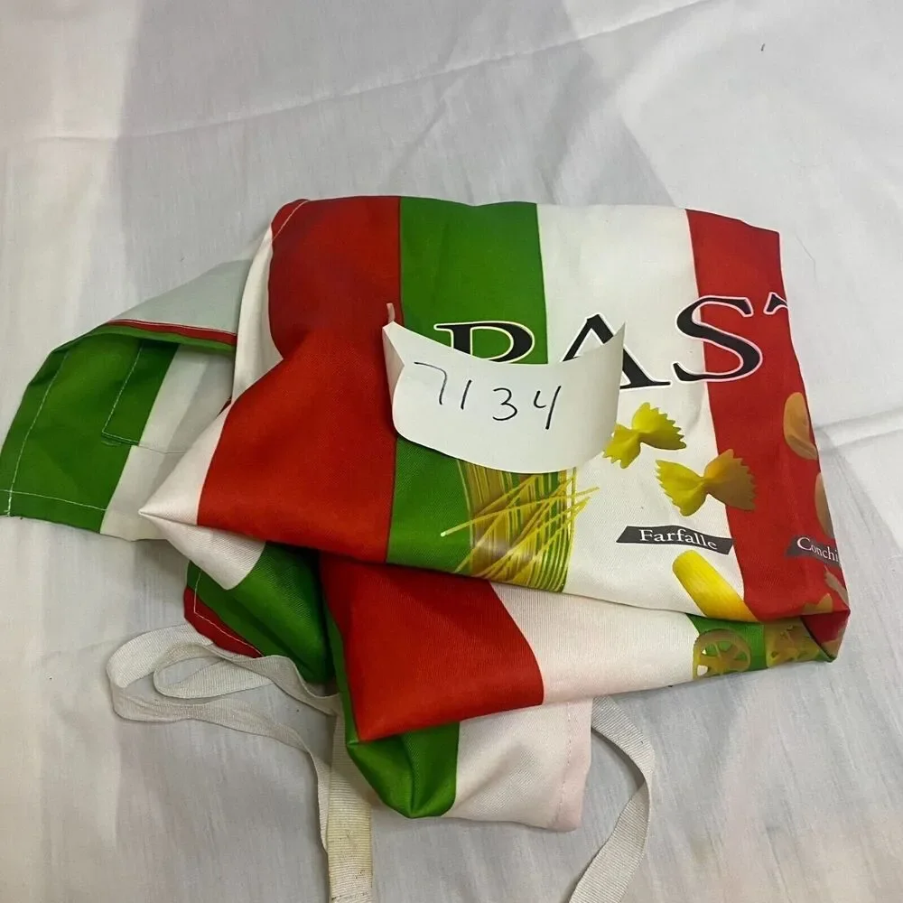 The Unbranded Brand #7134 pasta