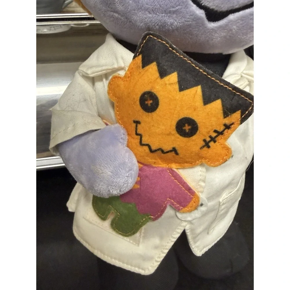 The Unbranded Brand hallmark halloween