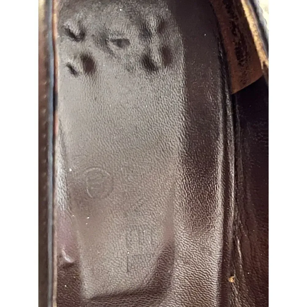 CHANEL logo heel sz