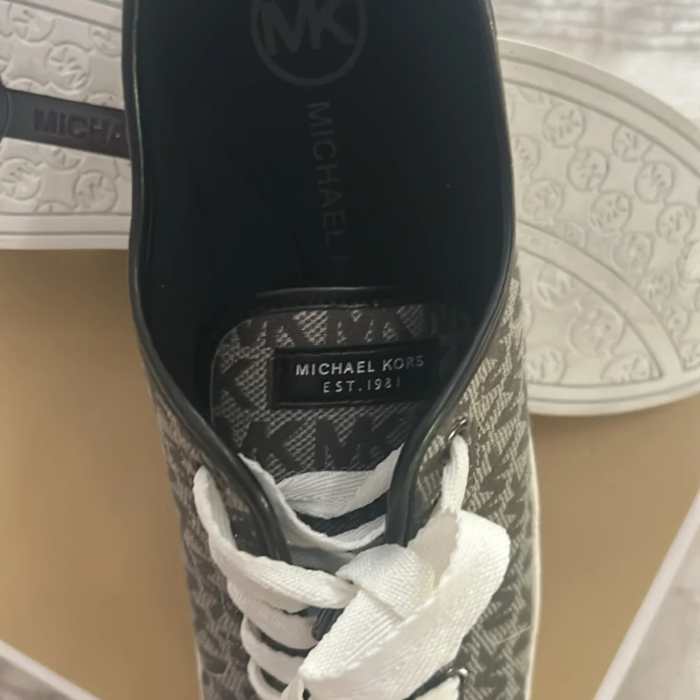 Michael Kors Black‎ and White Sneakers