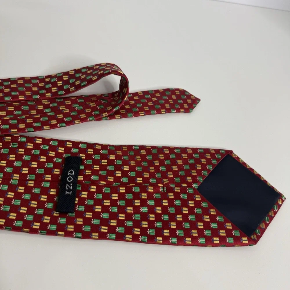 Izod excellent new