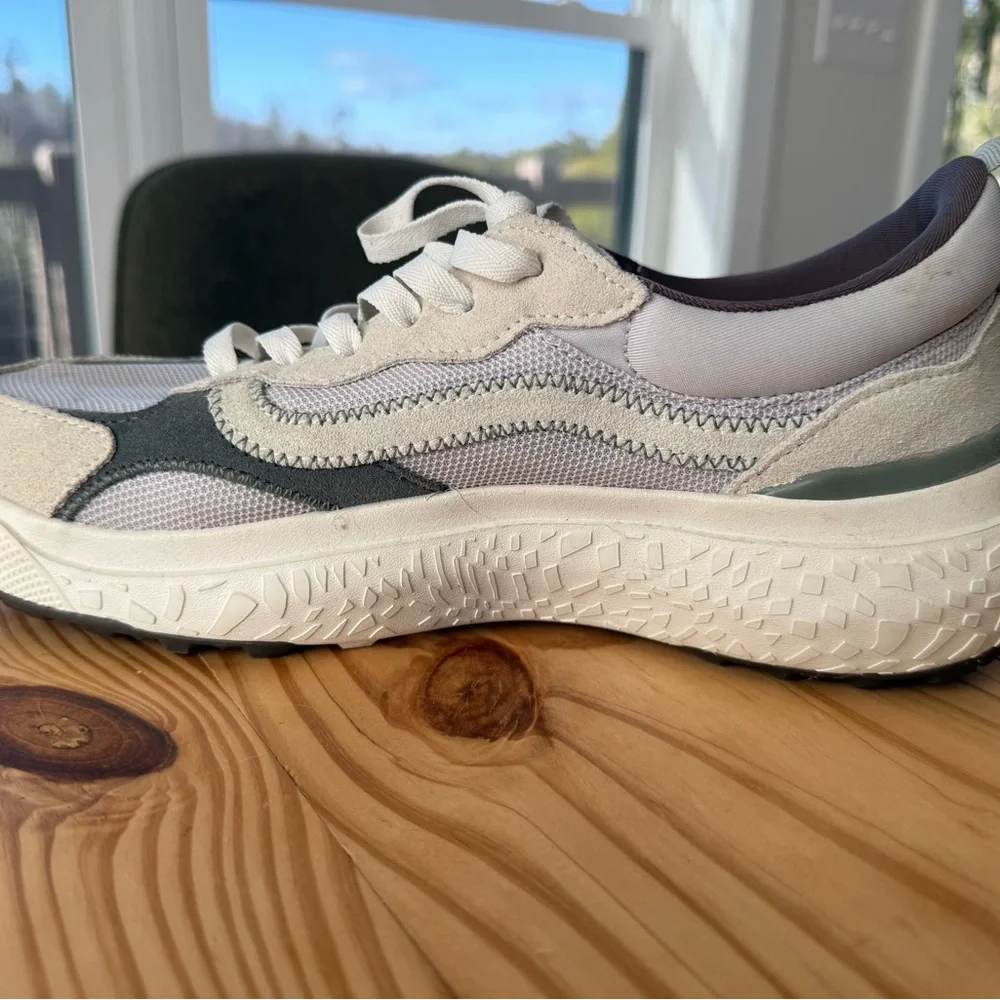 Vans classic low