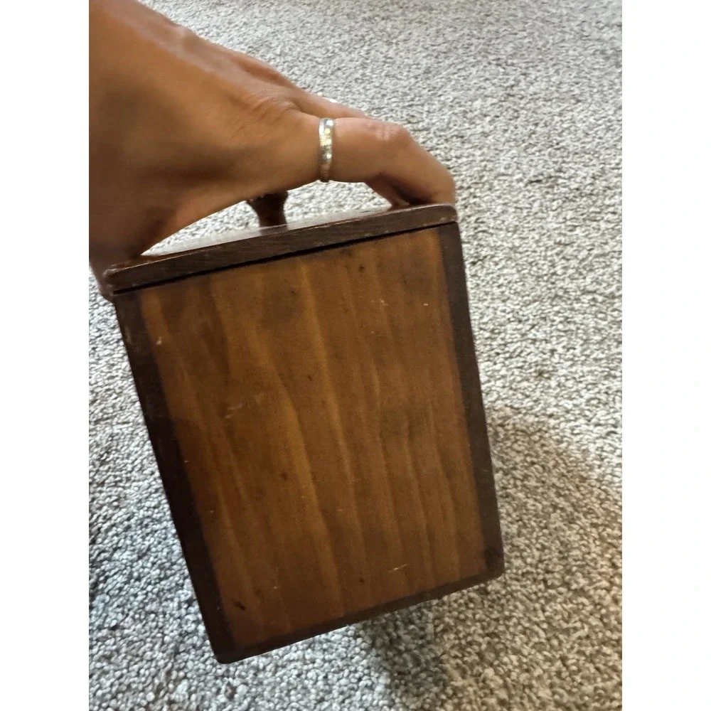 The Unbranded Brand handmade both piece