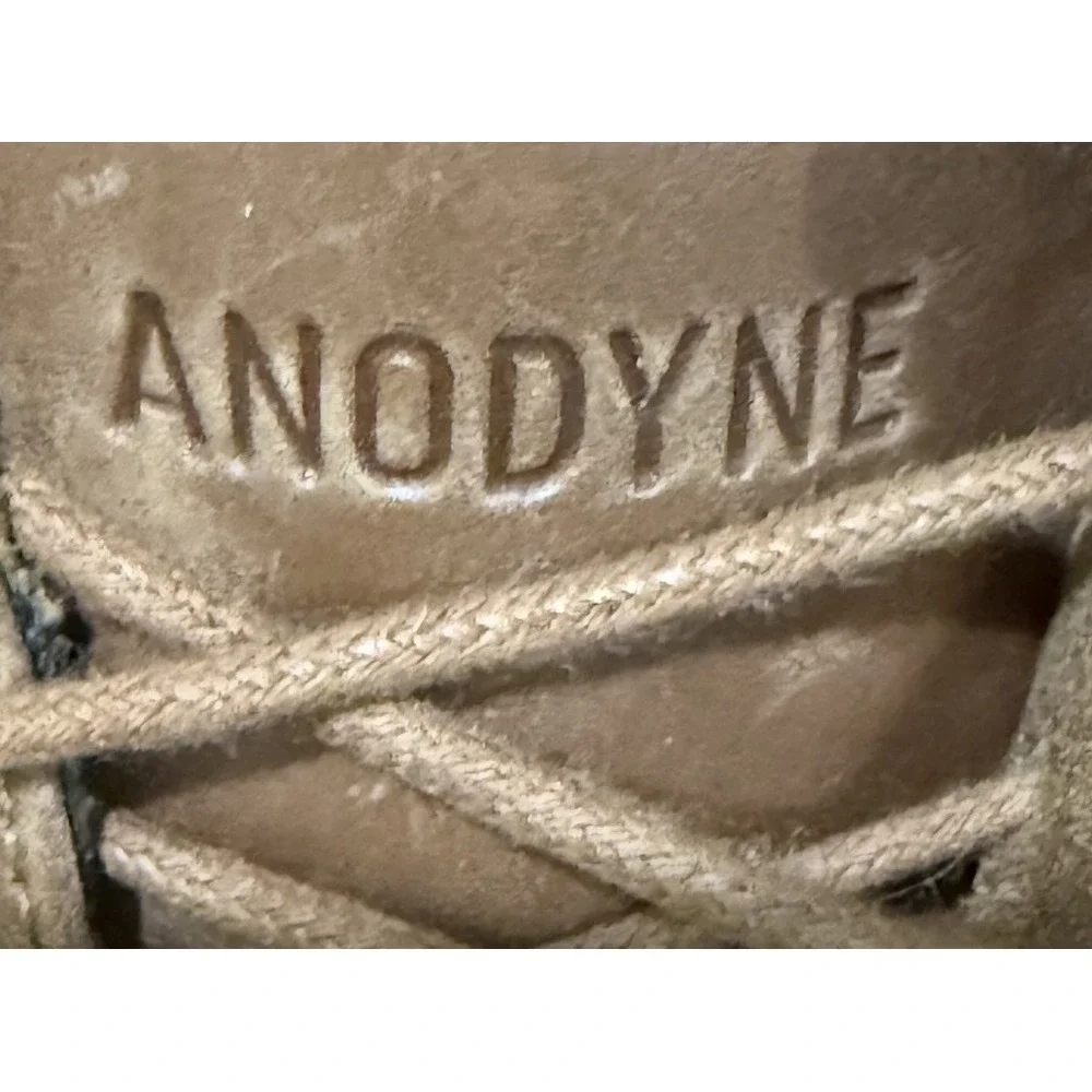 Anodyne lace shoes outsole