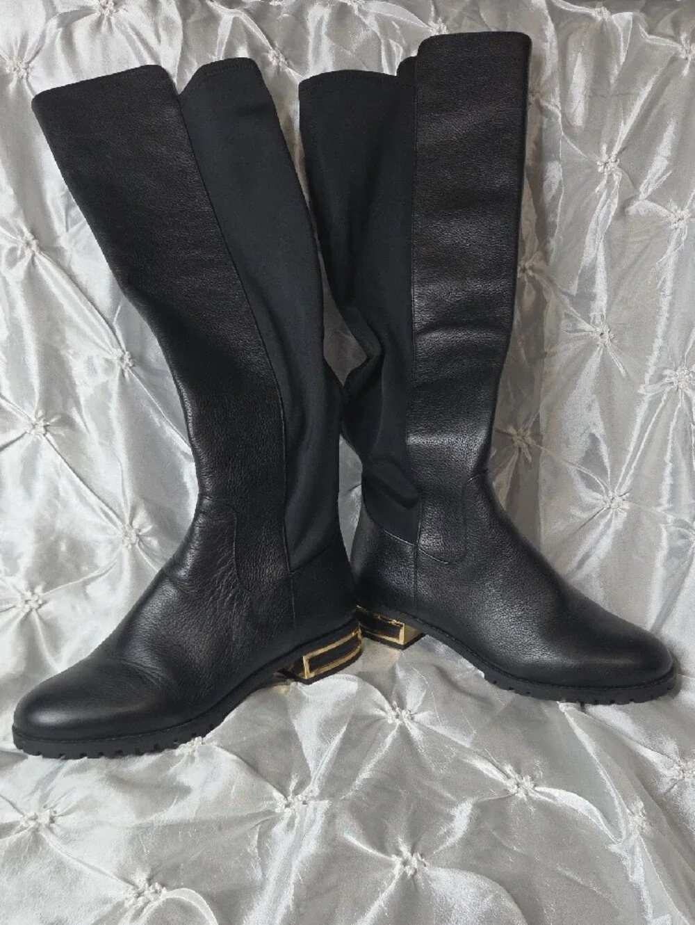 Michael Kors detailing smooth