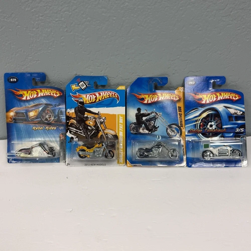 Hot Wheels Bent Cards‎ Still Sealed Lot Of 4 Various Models