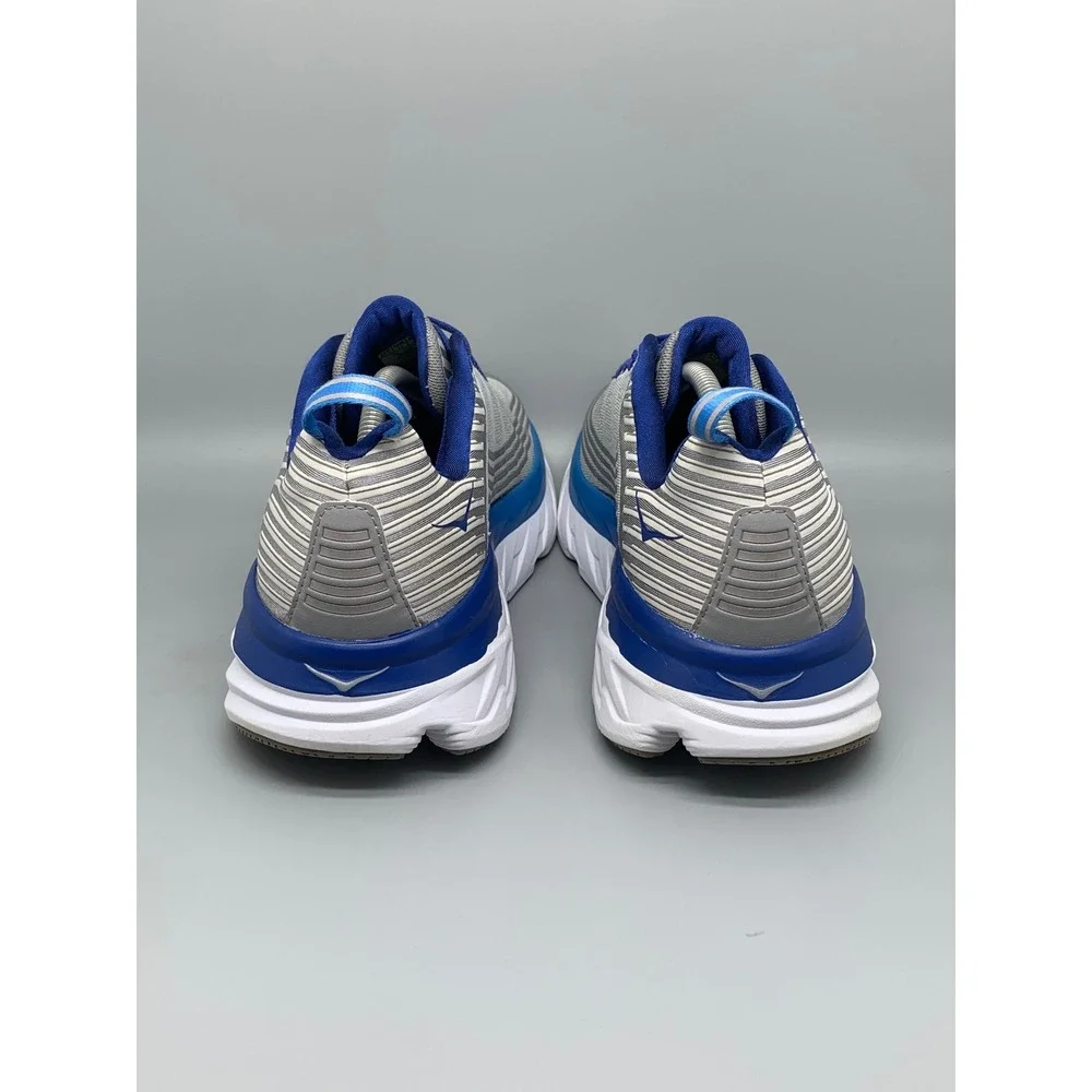 Hoka One One hoka one