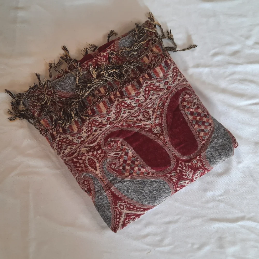 Cotton Blend Woven Scarf with Fringe