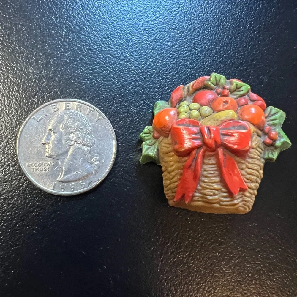 Vintage Fall Harvest Brooch Set Basket‎ and Wreath Autumn Holiday Pins