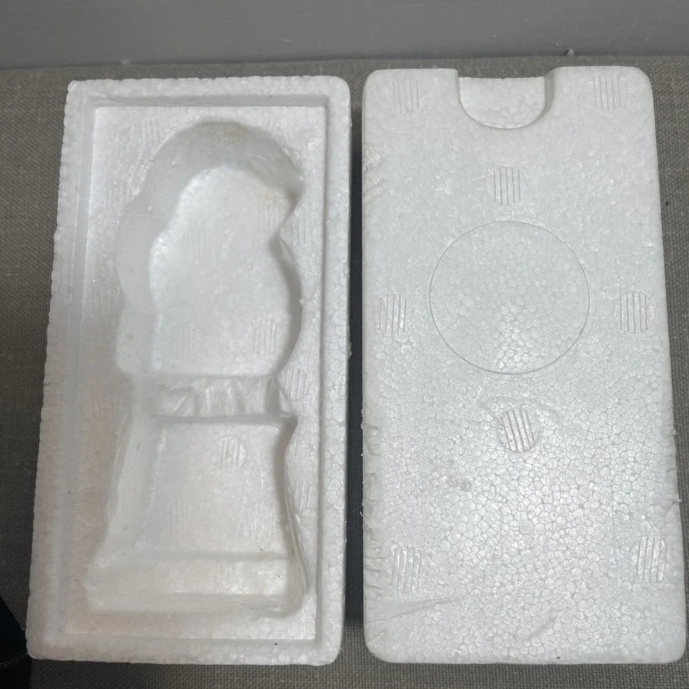 Avon nativity collectibles