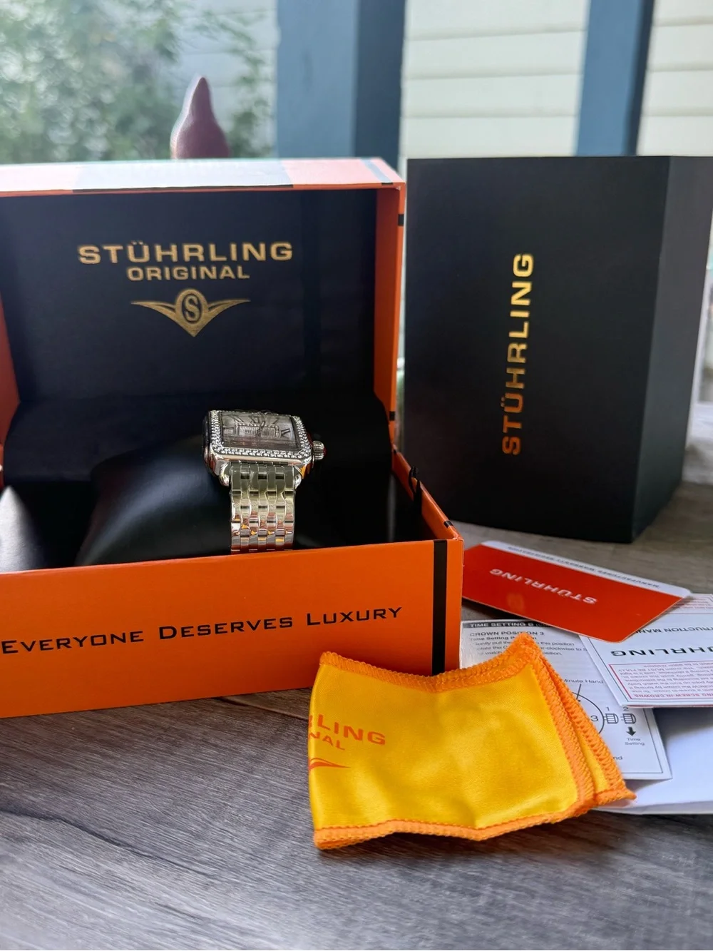 Stuhrling Original stuhrling vivreluxe