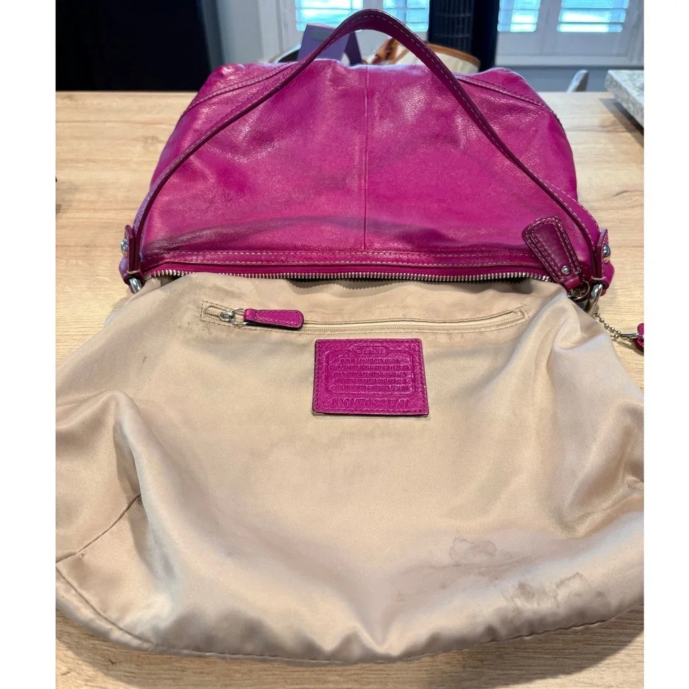 Coach hobo shoulder
