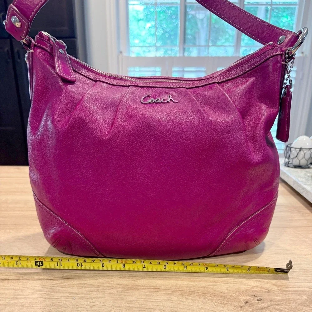 Coach hobo shoulder