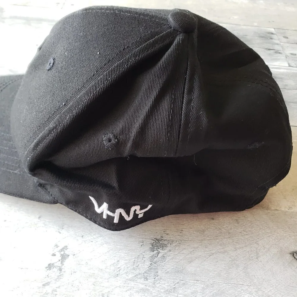 NWT - Vivienne Hu VHNY Baseball Cap - Logo Cotton Ball Cap in Black and White
