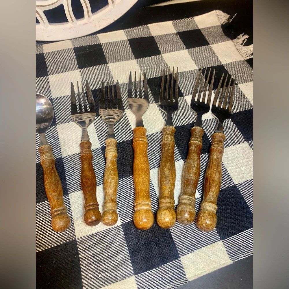 Lifetime Cutlery vintage forks