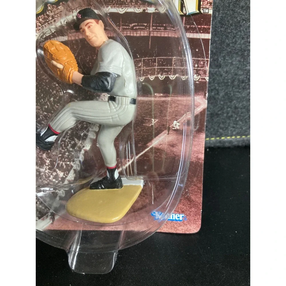 Kenner Starting Lineup 1997 Hoyt Wilhelm Cooperstown Collection White Sox NEW