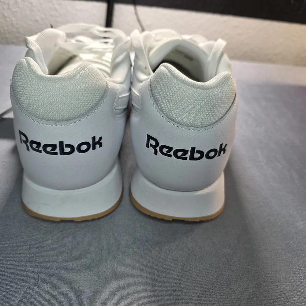 Reebok new glide