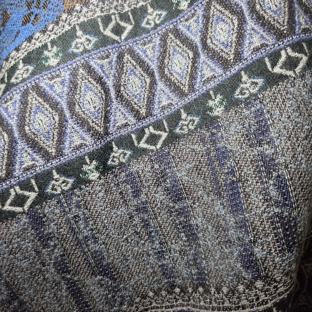 The Unbranded Brand scarf has