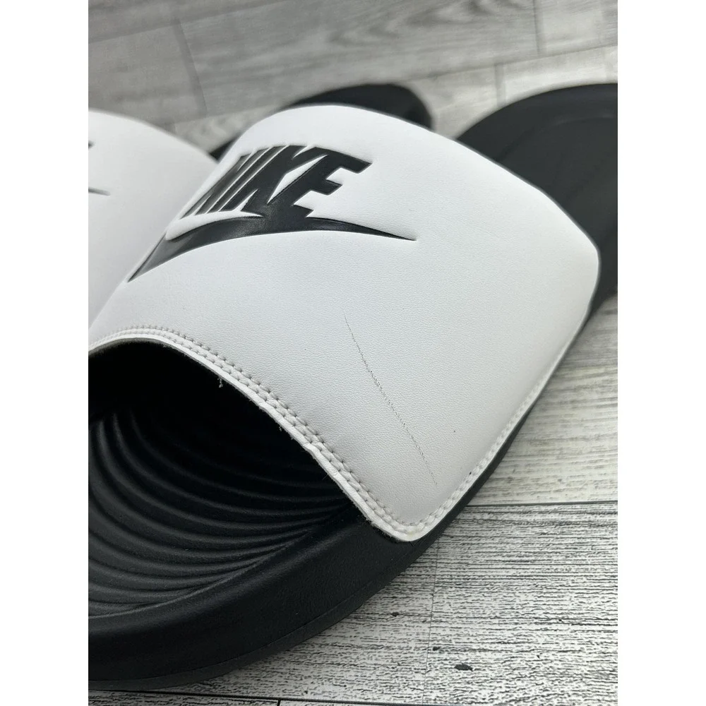 Nike benassi jdi