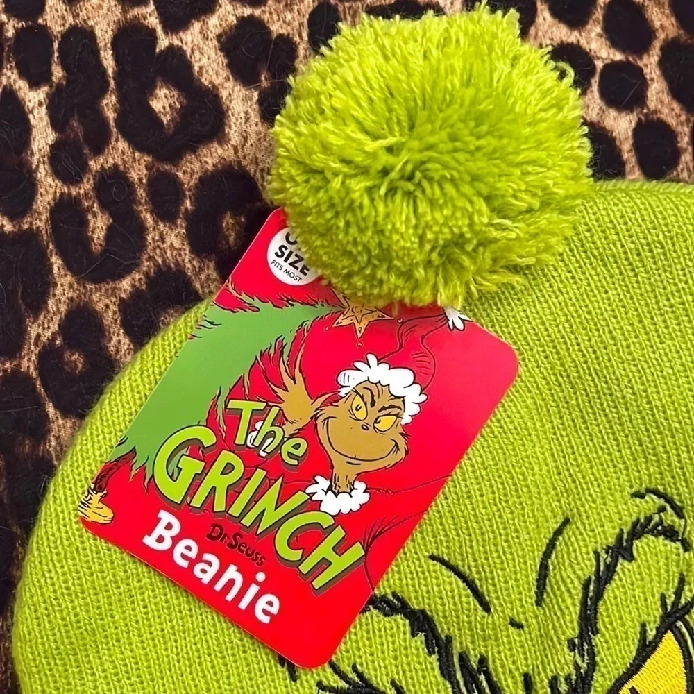Brand New The Grinch Knit Pom Embroidered Hat Green Christmas Novelty Beanie