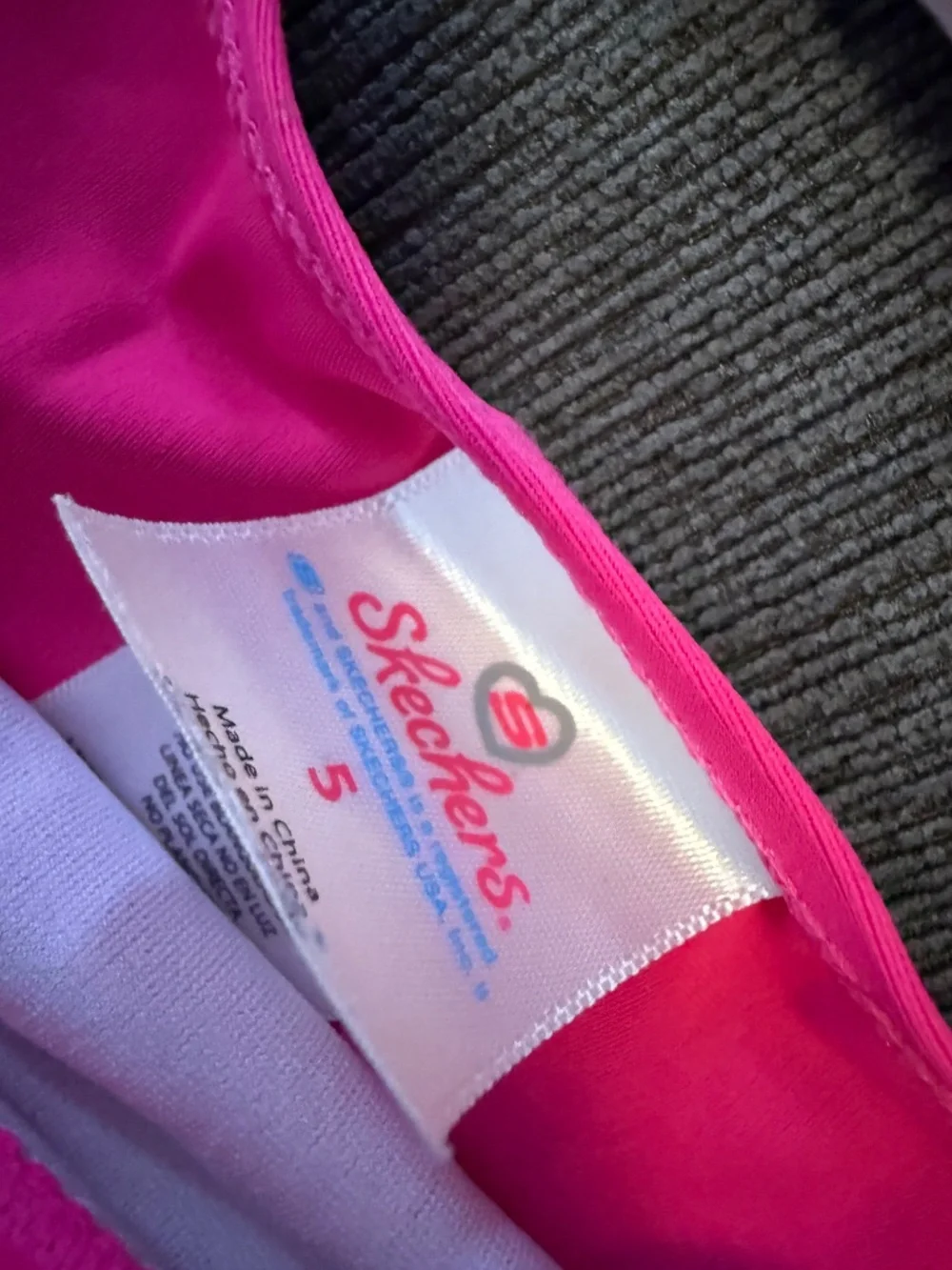 Skechers good girls