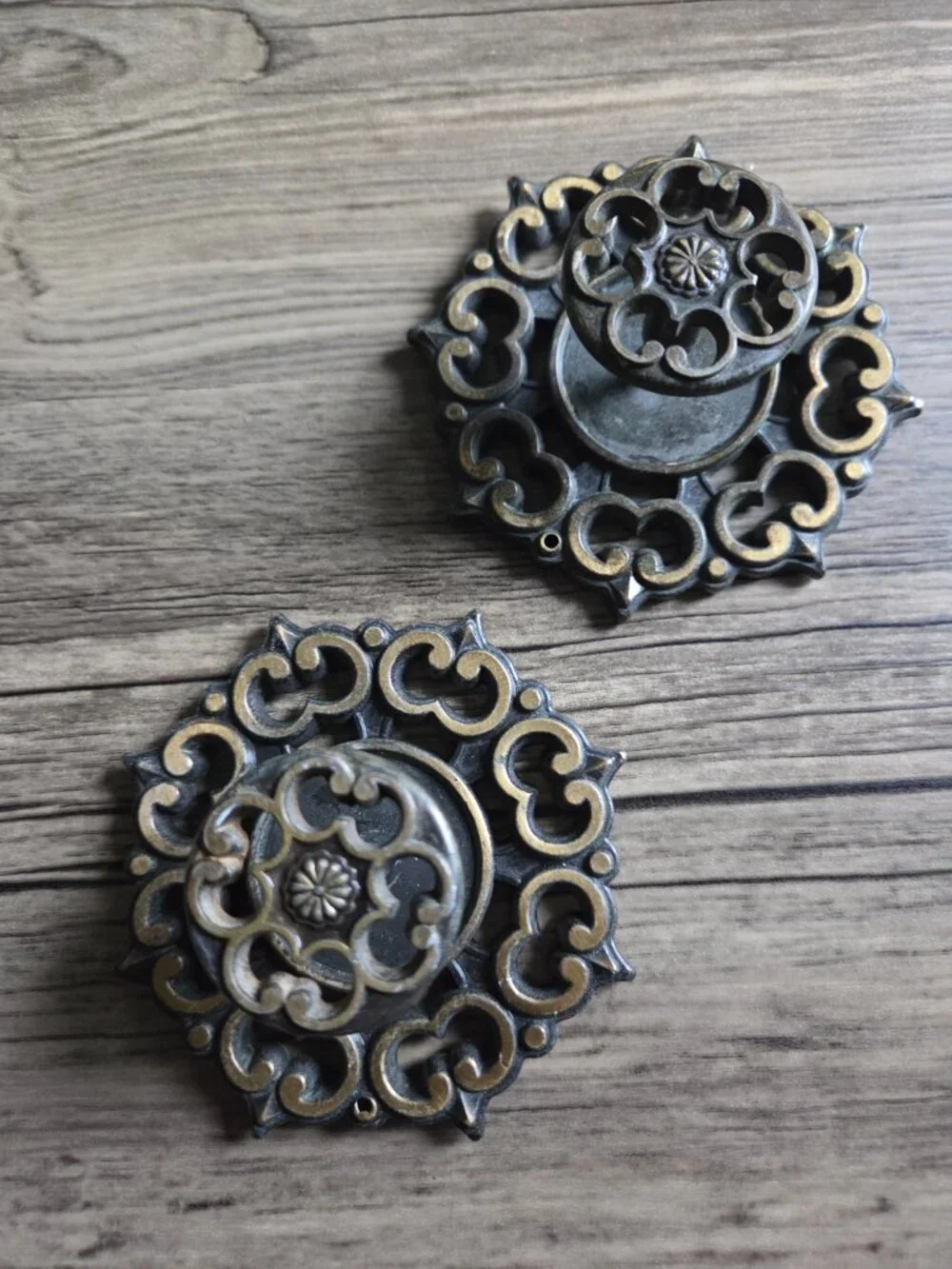 VTG Pair of Brass Finish Cabinet Knobs and Backplates