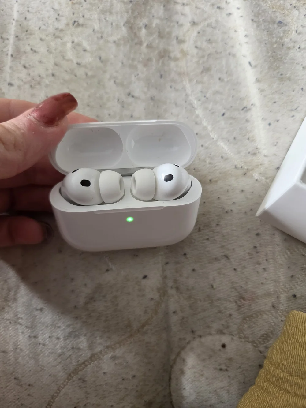 Apple genuine white