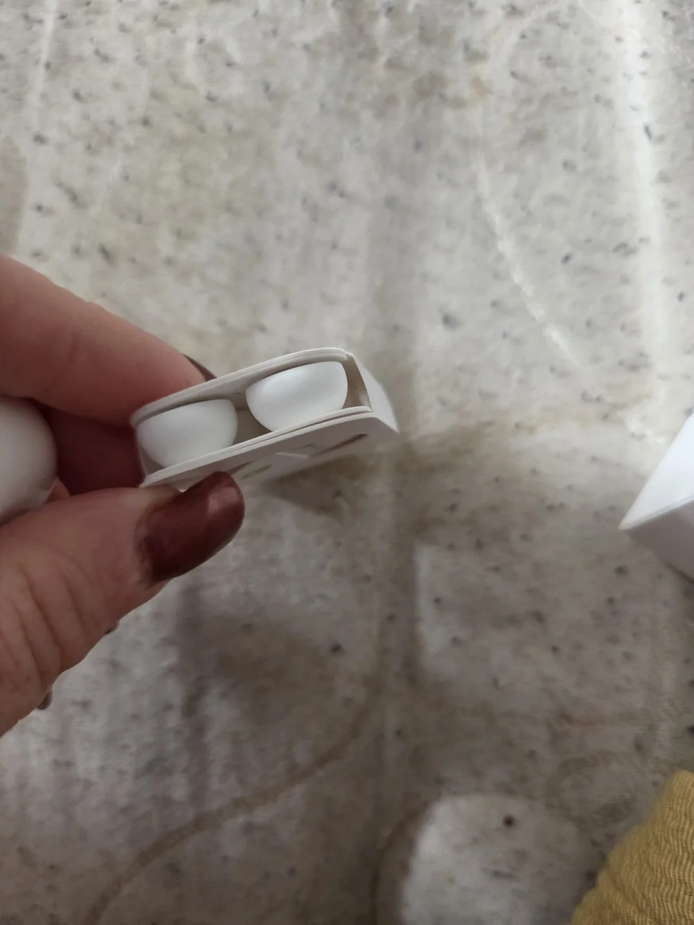 Apple genuine white