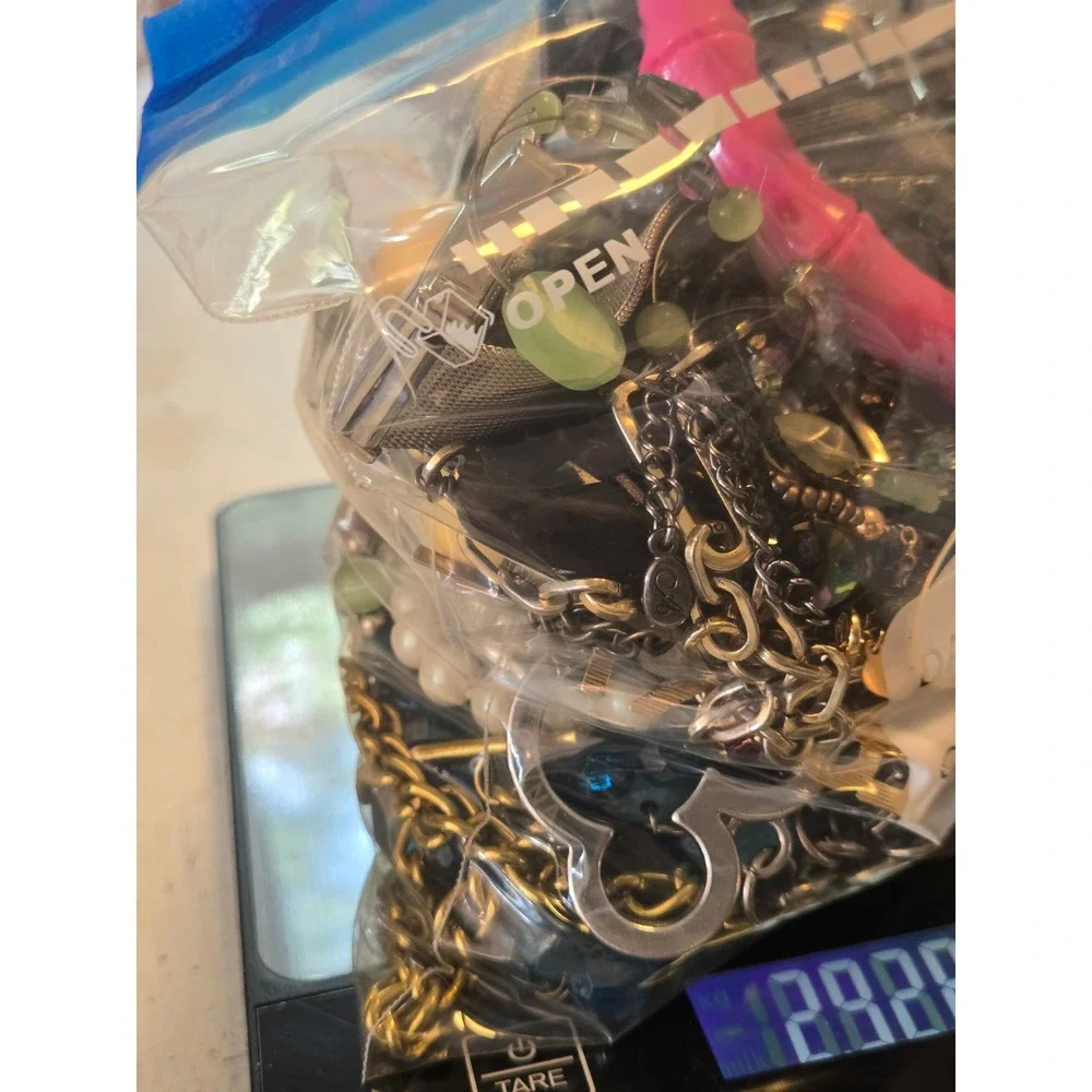2.9 Lbs Jewelry Lot Crafters Beads Jewelry Bundle Broken Jewelry