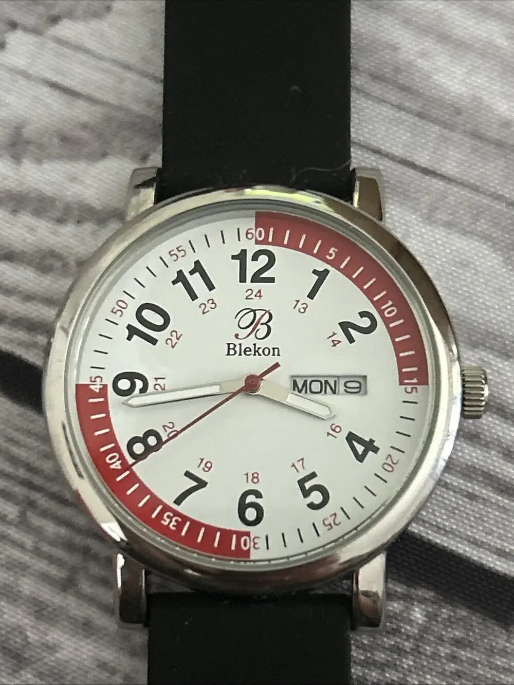 Blekon Easy Read Red And White Dial Quartz Watch