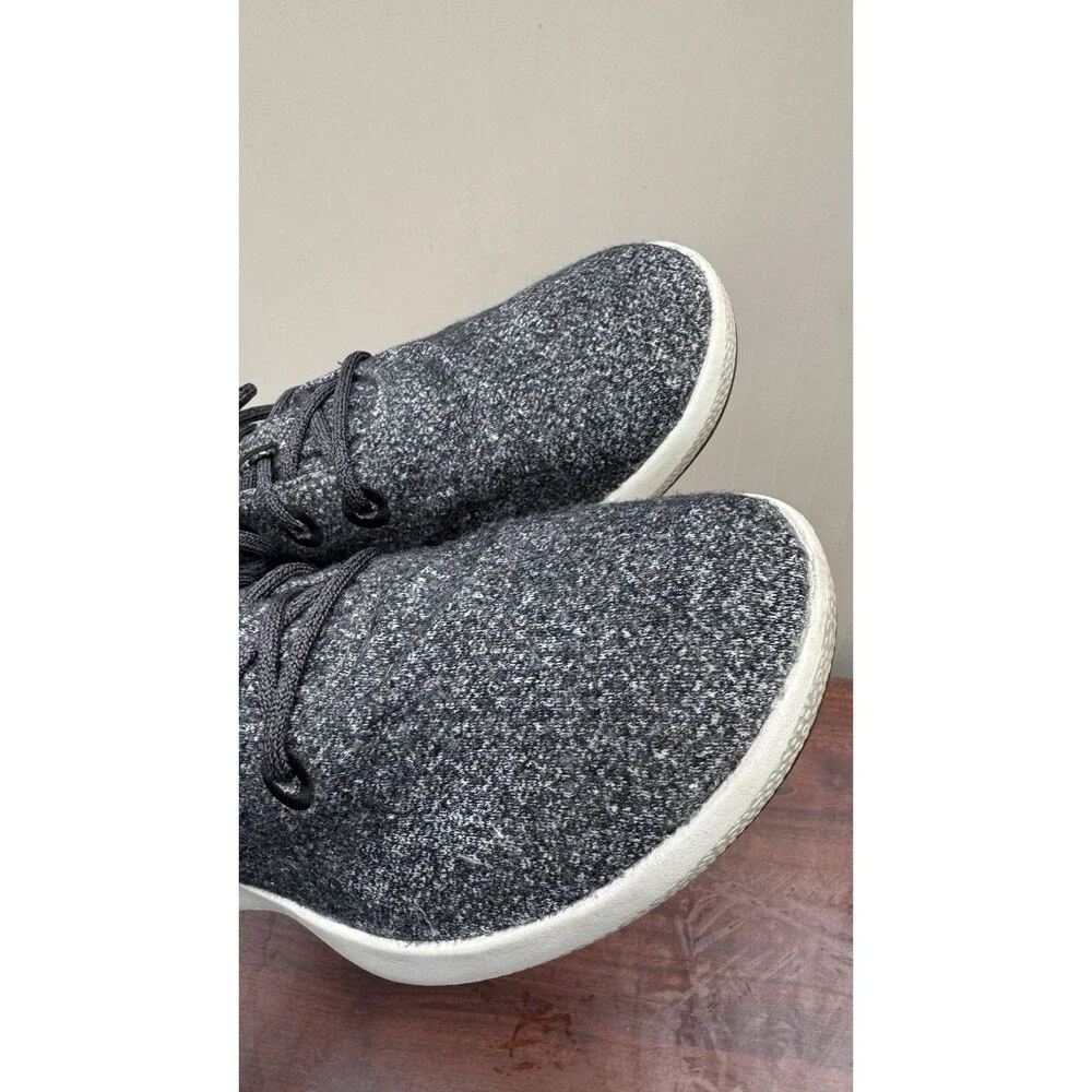 allbirds ships or