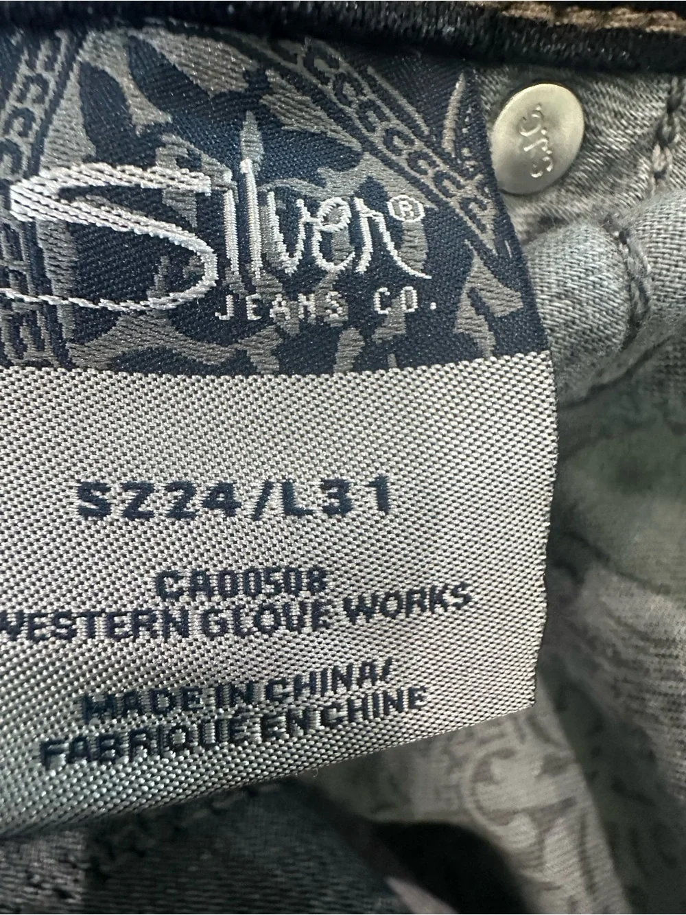 Silver Jeans product pair