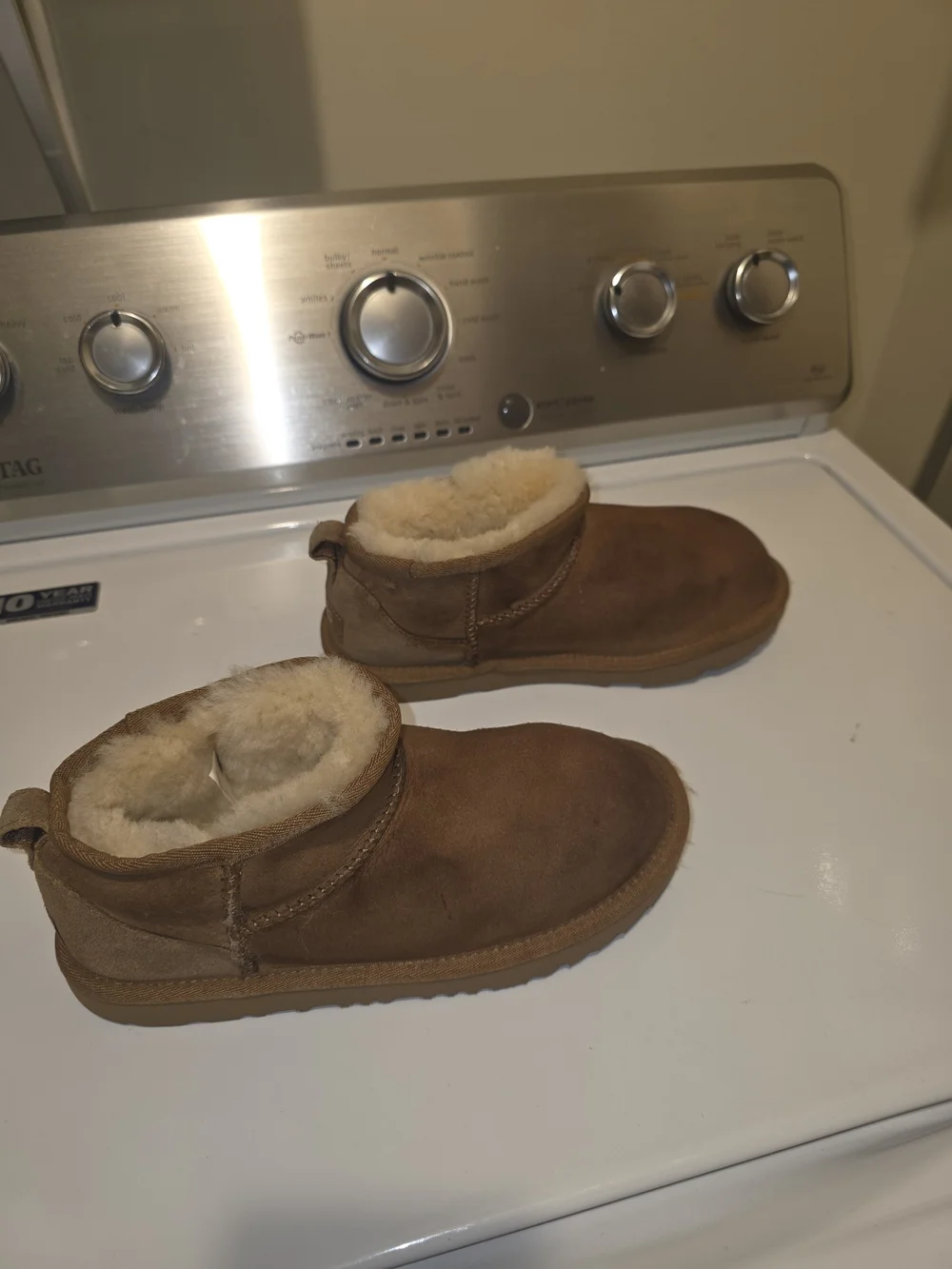 UGG classic ankle