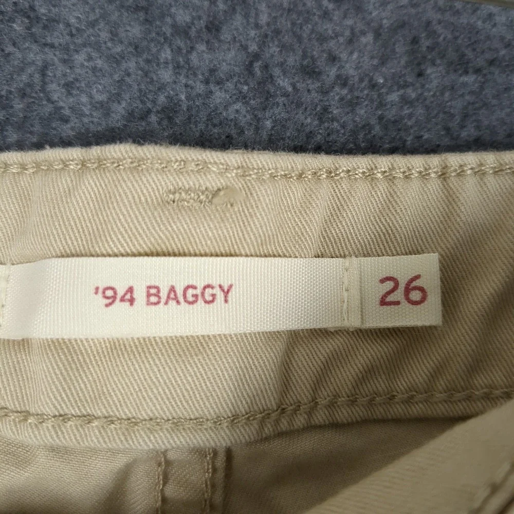 Levis style cargo