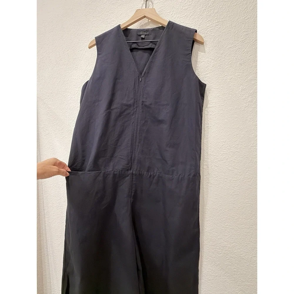 COS sleeveless cropped