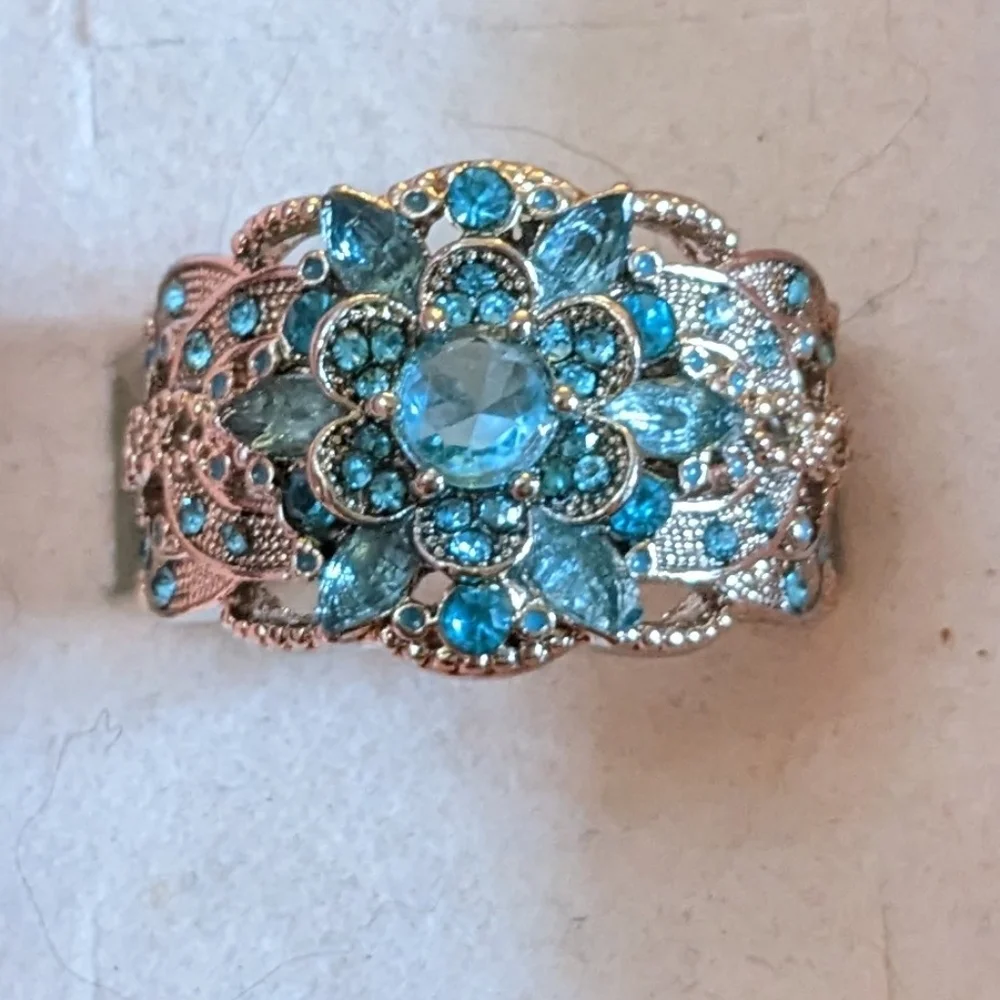New Elegant Blue Floral Women's Ring, Size 10,  T2B3C