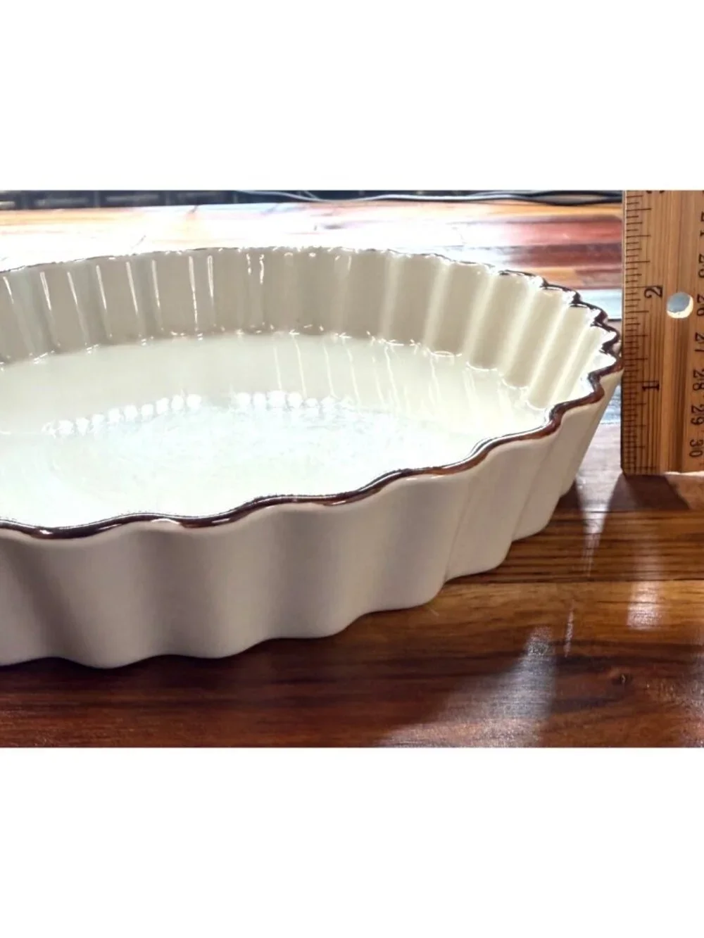 Vintage fluted stoneware pie plate or quiche dish produced under the Catalinasto