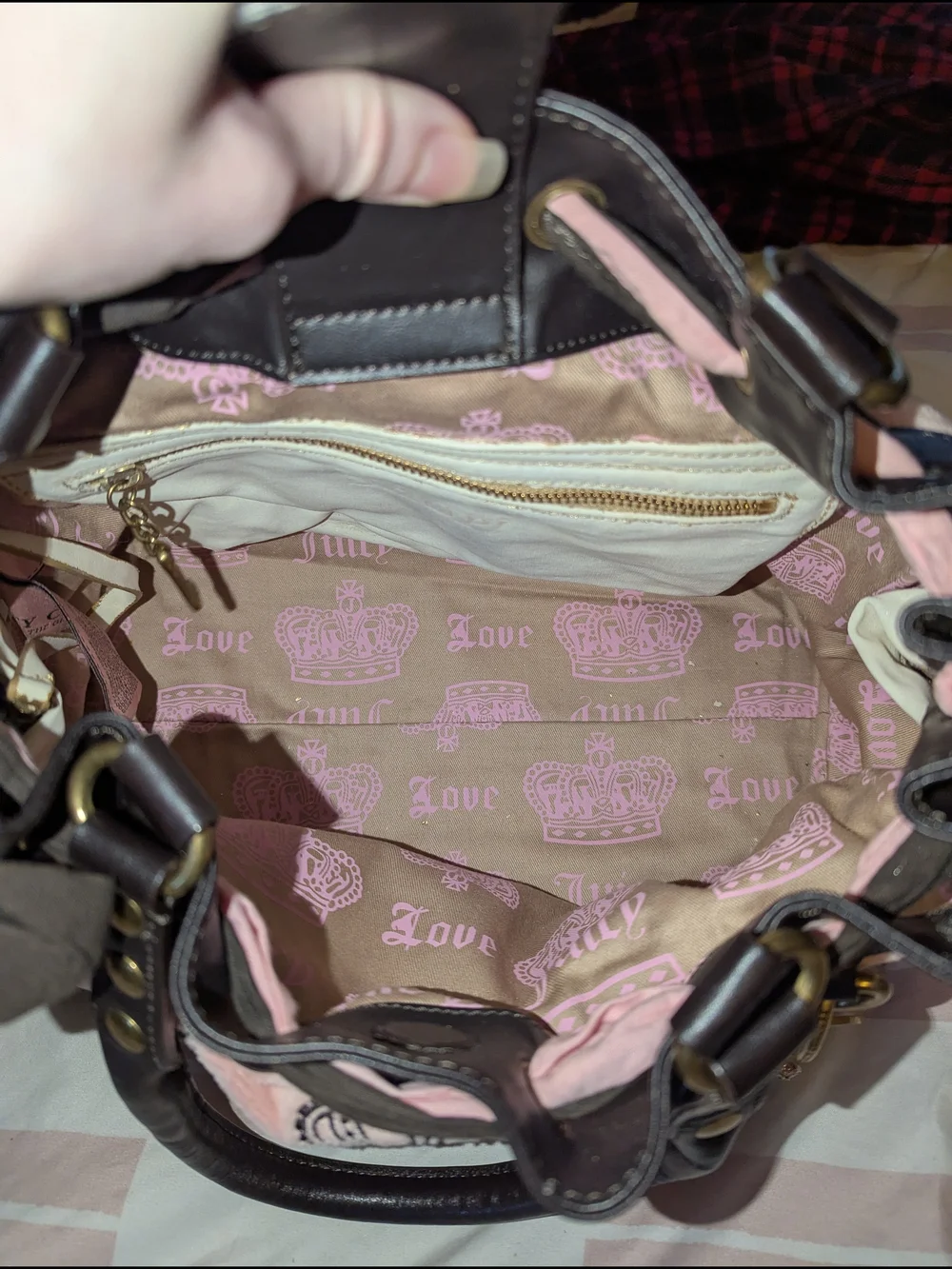 Juicy Couture it description