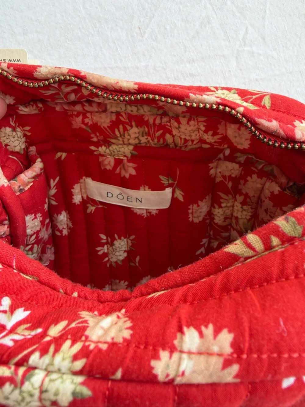 NWT Doen Sakara Quilted Fabric Zip Pouch Bag Lantana Floral Red