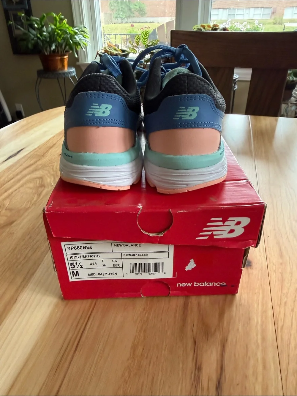 New Balance like cushioned