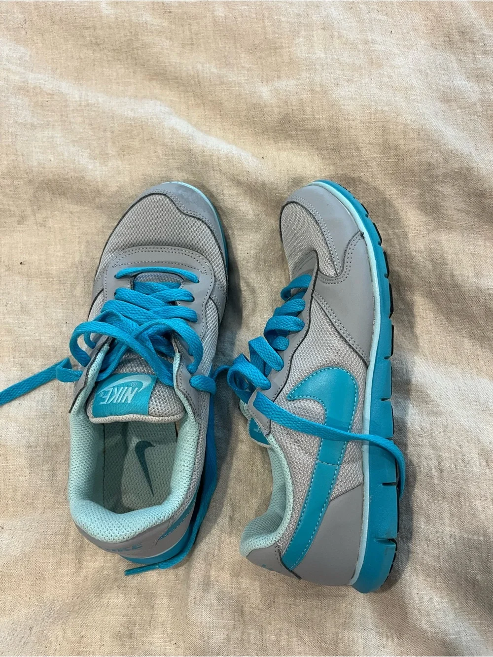 Nike lightweight athletic