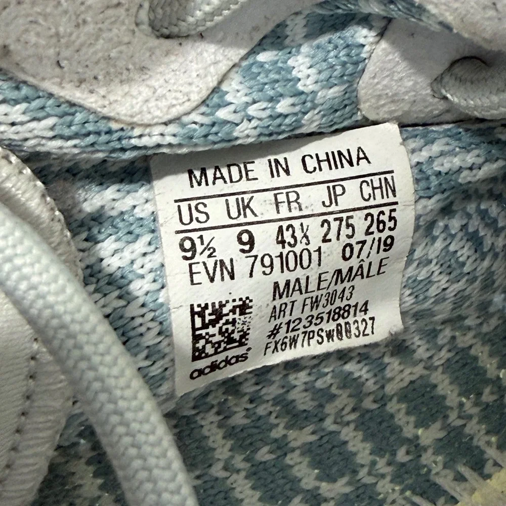 Adidas Yeezy Boost 350 V2 Cloud White Non-Reflective FW3043 Mens 9.5 Blue Grey