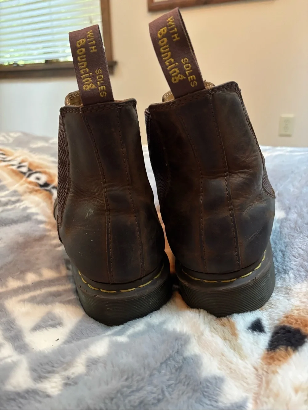 Dr. Martens classic slip
