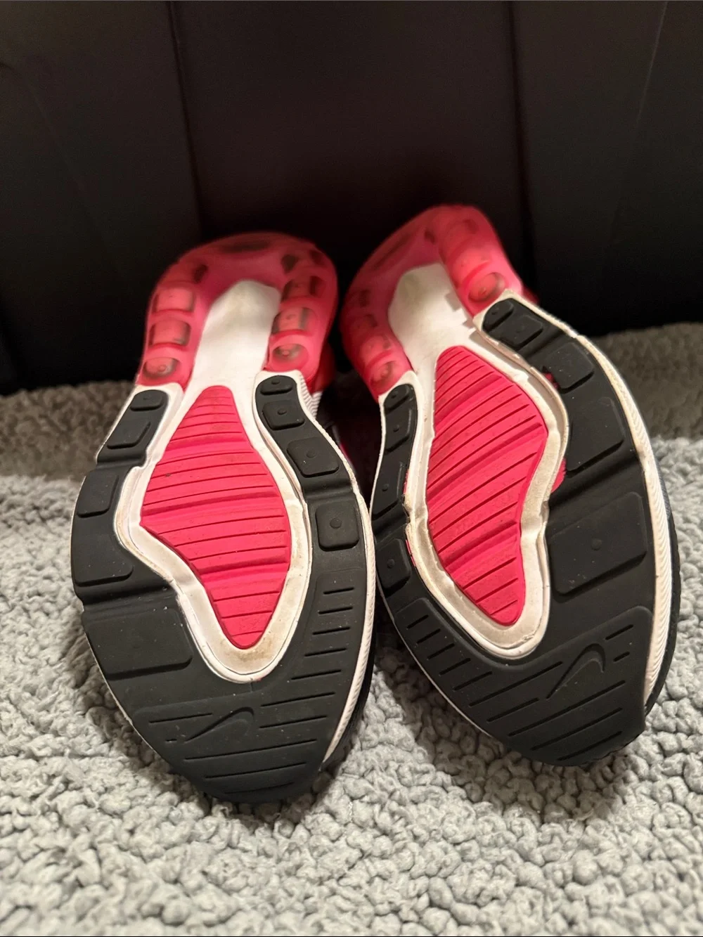 Nike swoosh midsole mesh