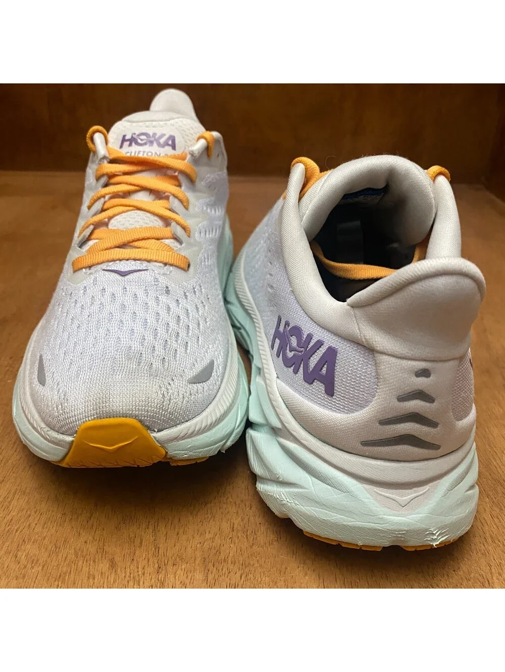 Hoka One One hoka one