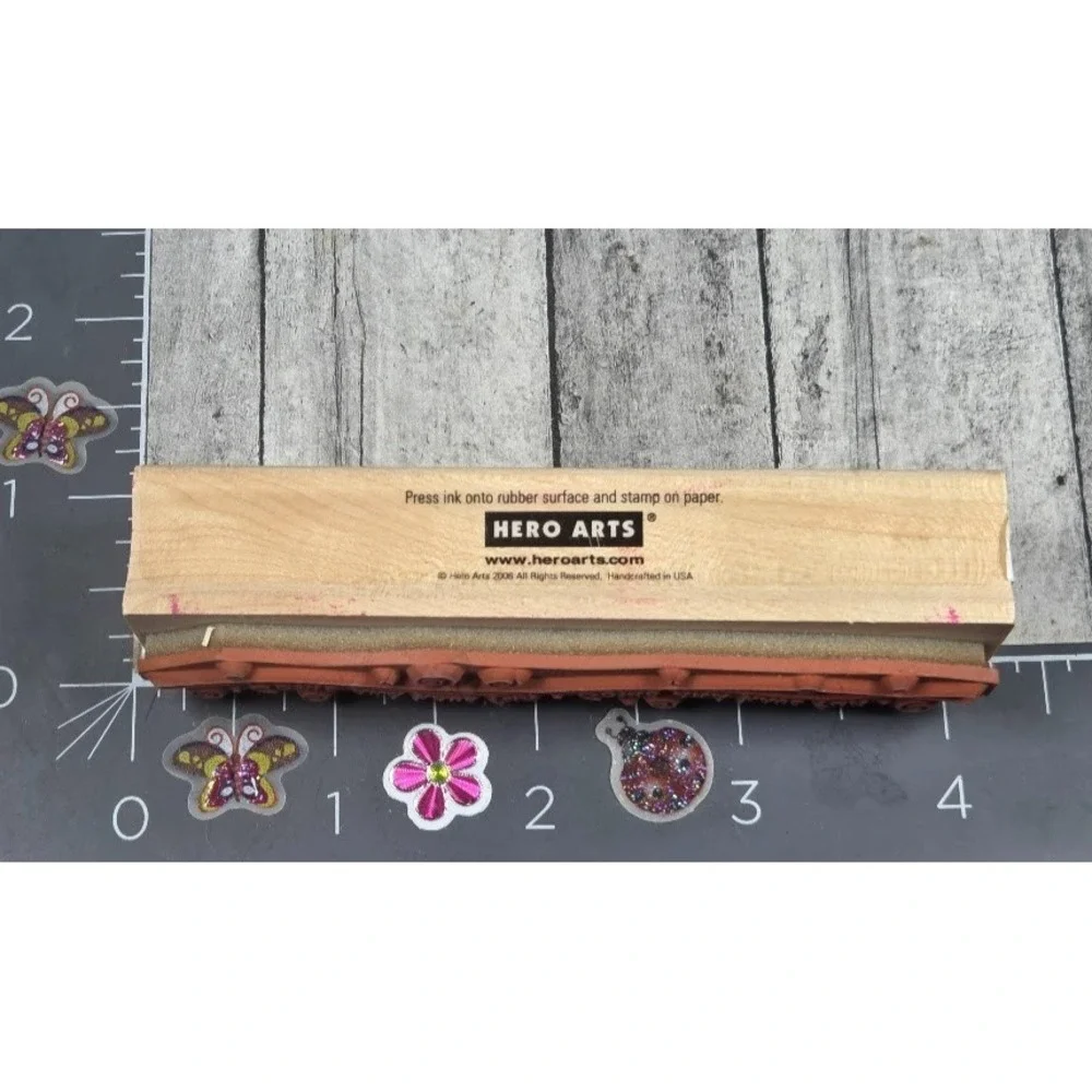 Hero Arts Come Have Fun Spirals Wavy F3825 Rubber Stamp Wood #i105