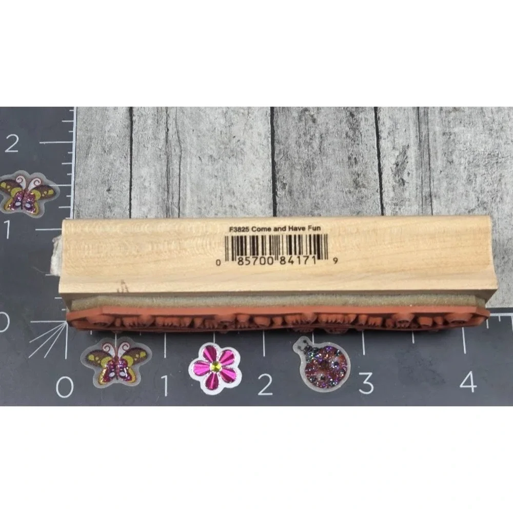 Hero Arts Come Have Fun Spirals Wavy F3825 Rubber Stamp Wood #i105