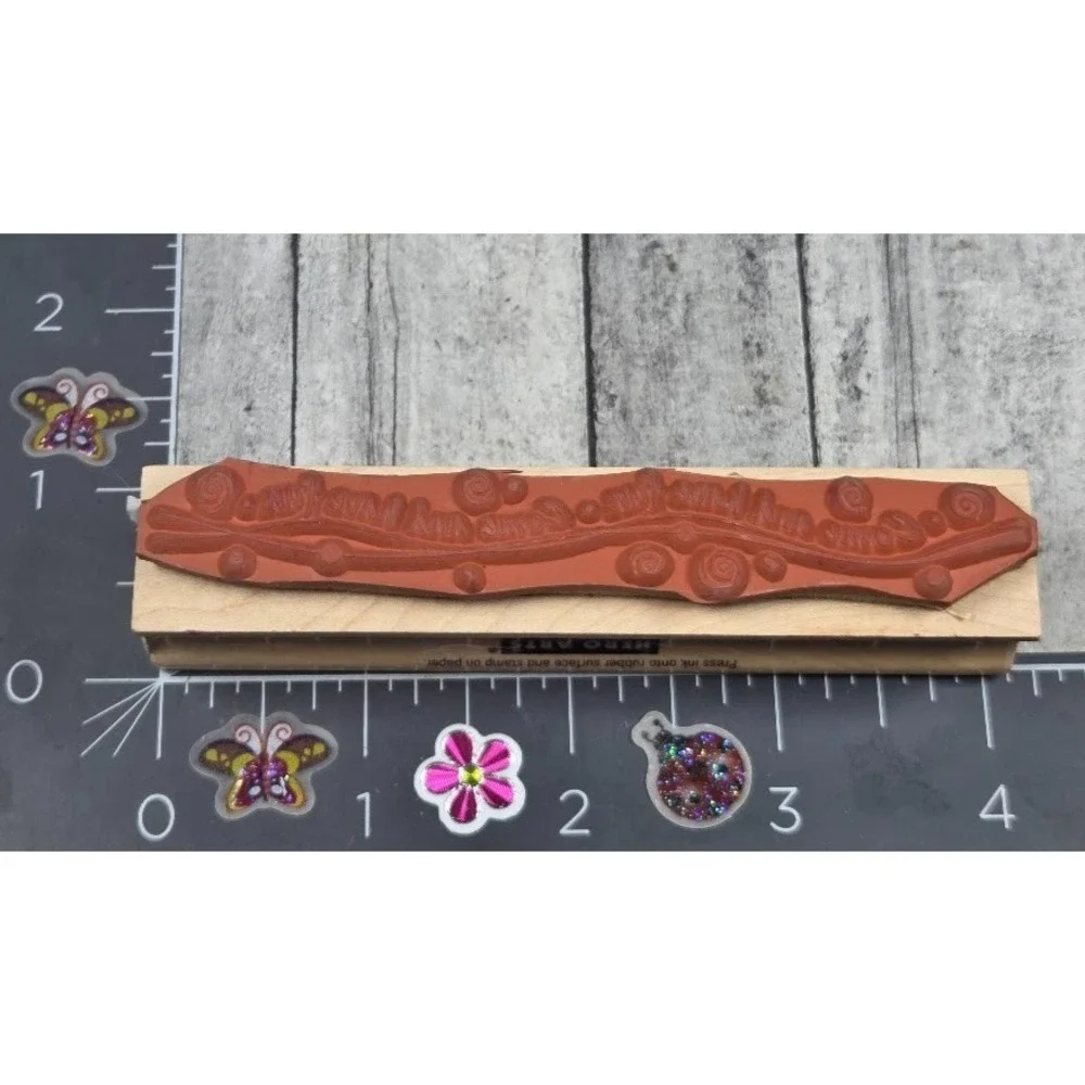 Hero Arts Come Have Fun Spirals Wavy F3825 Rubber Stamp Wood #i105